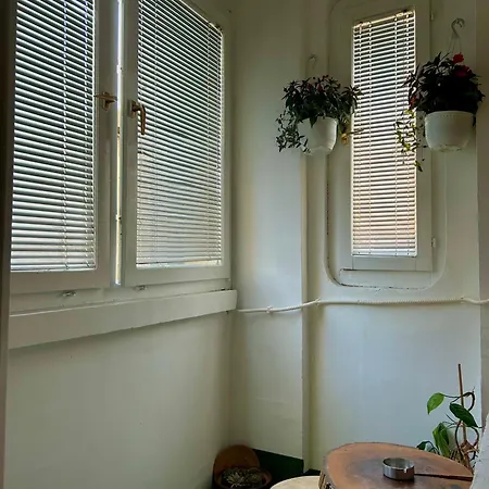 A2 - 80 M2 - Center 아파트 *