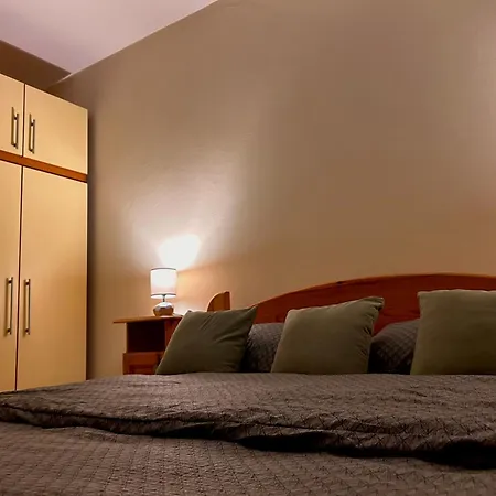 A2 - 80 M2 - Center 아파트 Ni